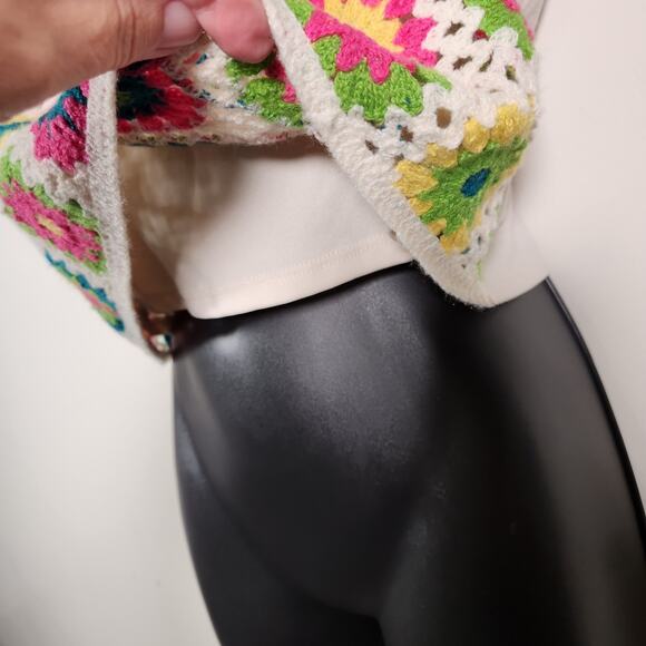 WILD FABLE Crochet Camisole Crop Top Juniors XL Multi Cream Beachy Boho Hippie - Picture 10 of 12